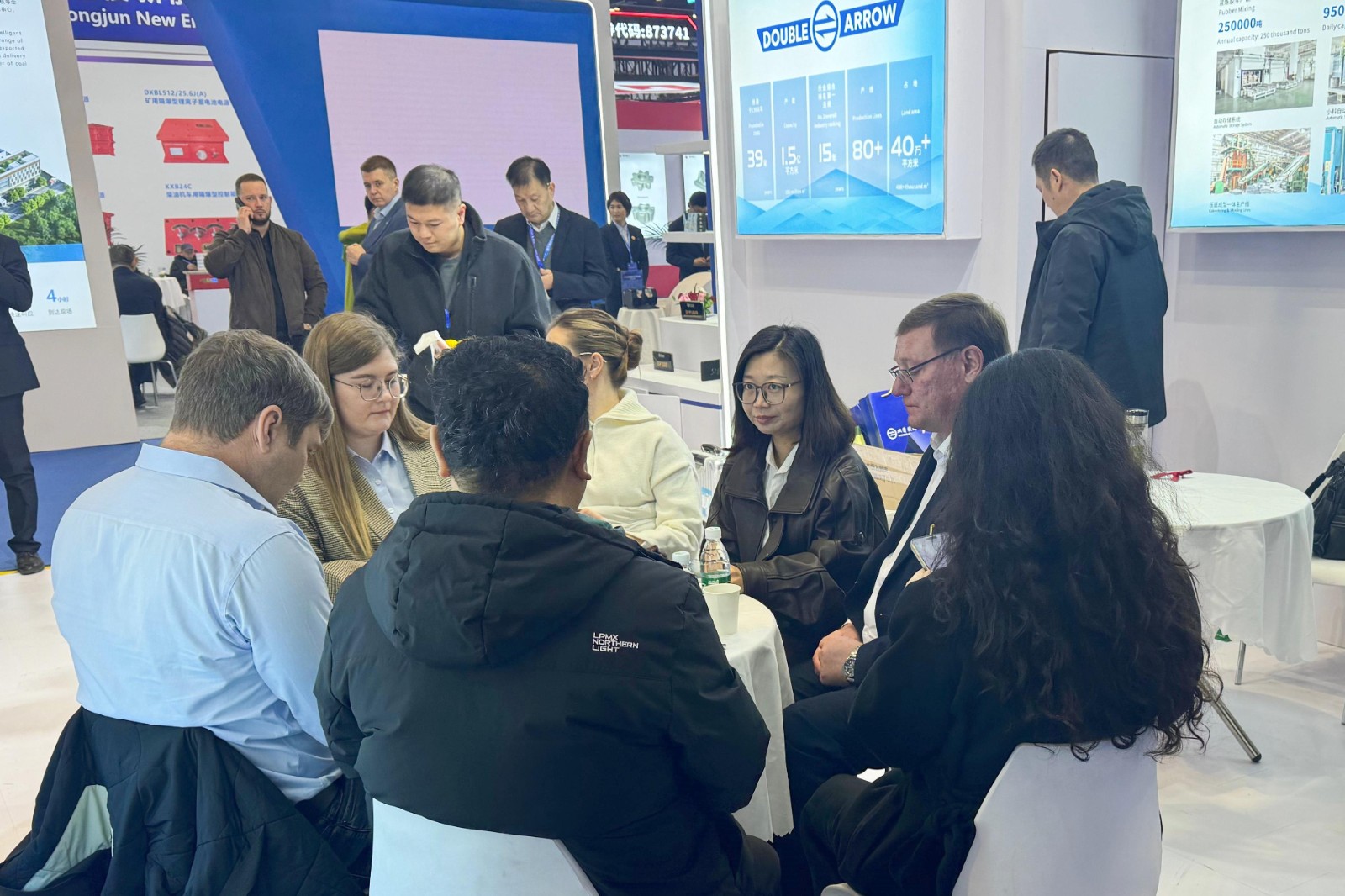 17617238394616696F33.jpg 17617238394616696F33.jpg